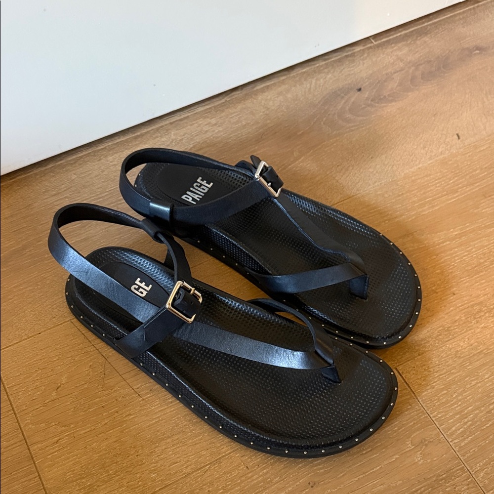 PAIGE Black Stud-Trim Toe-Post Sandals with Ankle Strap